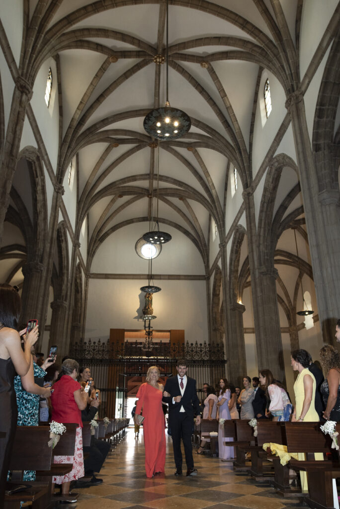 El novio y la madrina