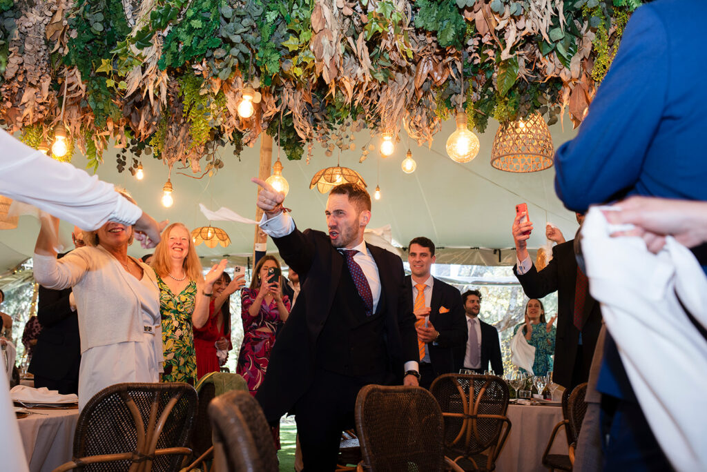 La entrada de los novios